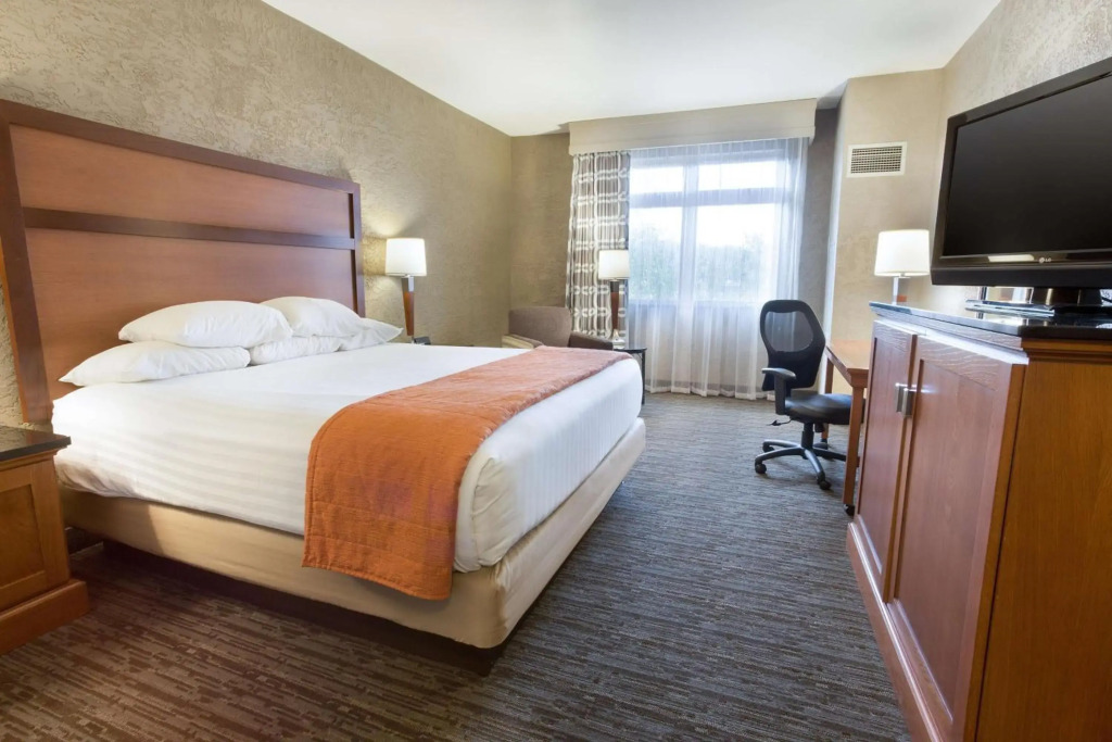 Drury Plaza Hotel Flagstaff