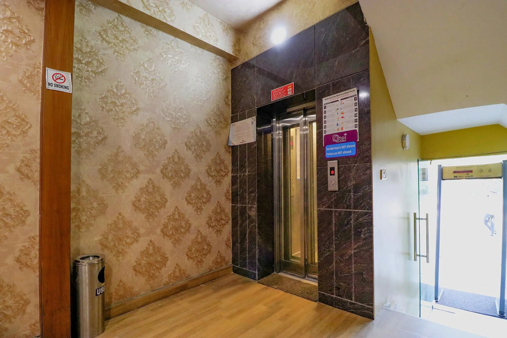 FabHotel Qotel Nirvana Suites