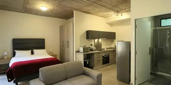Lakeside Apartments