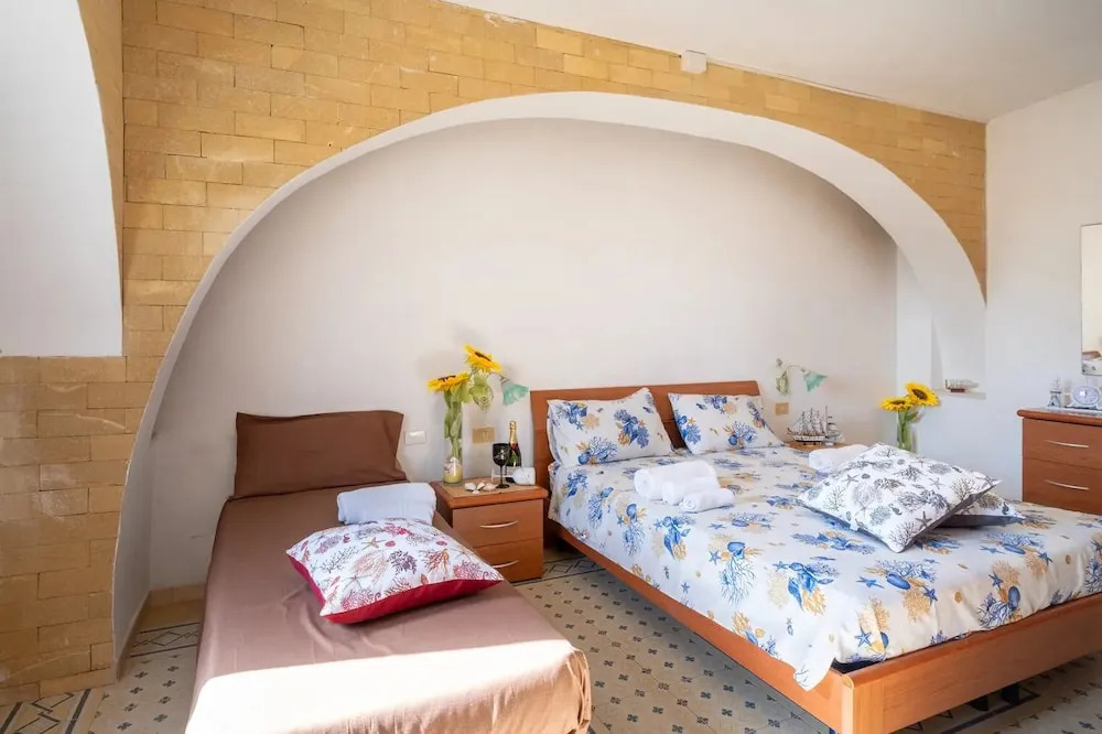 Apartment Tritone in Luxury Villa with Shared Pool