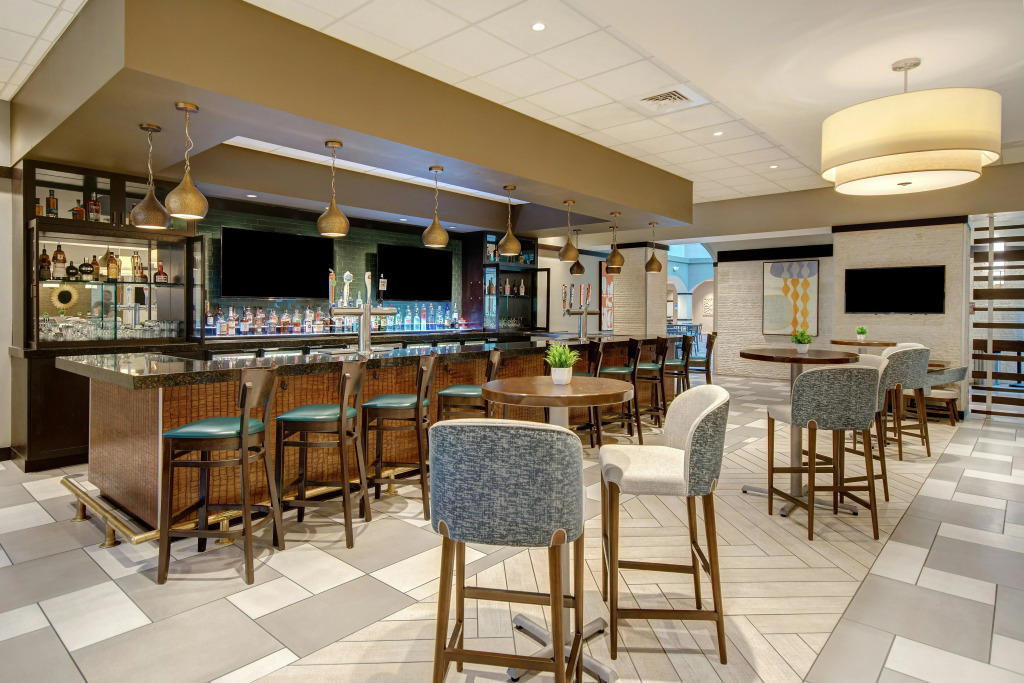 Embassy Suites by Hilton Jacksonville Baymeadows