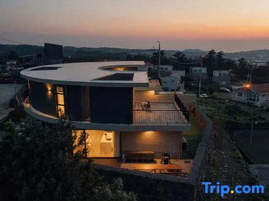 Luxury Villa in Jeju | Private Pool | Hot Tub
