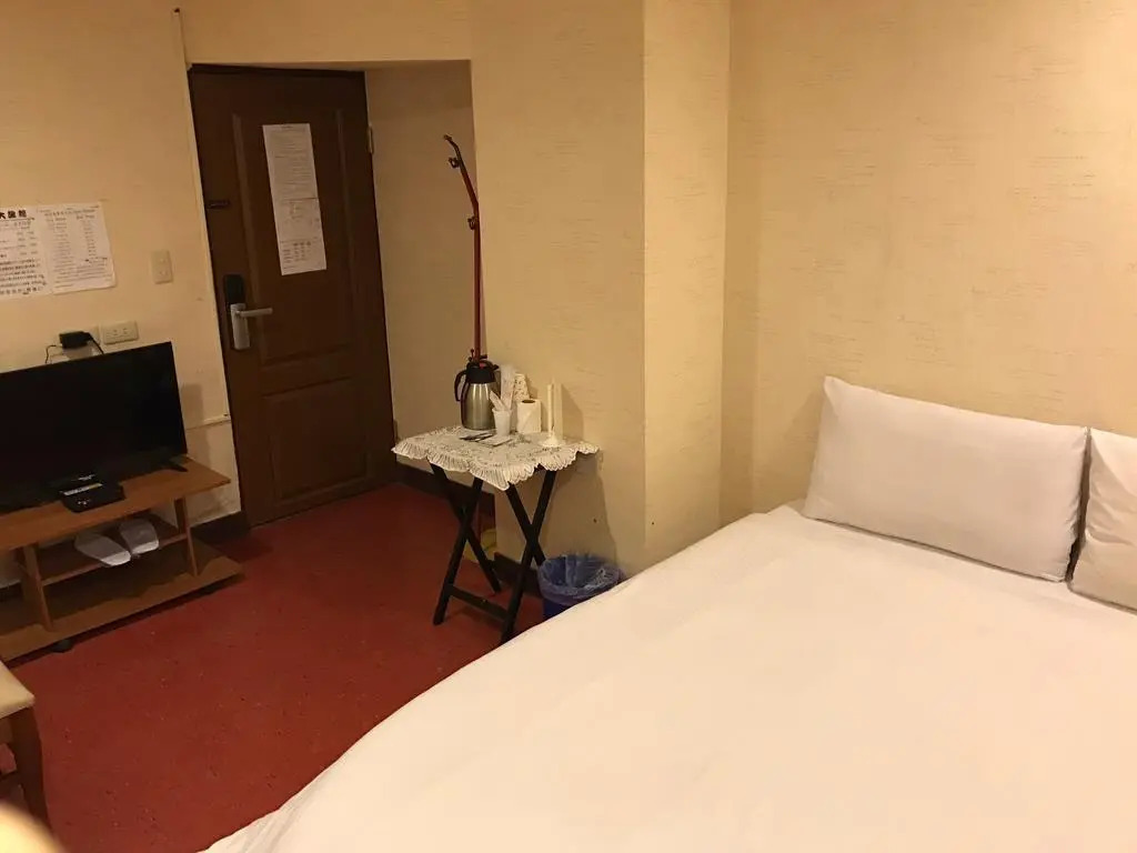 Fly Inn
