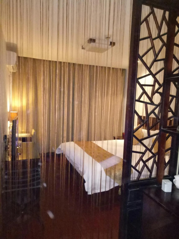Baolong Homelike Hotel (Youyi Branch)