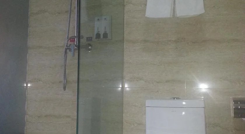 Wudangshan Guobin Hotel