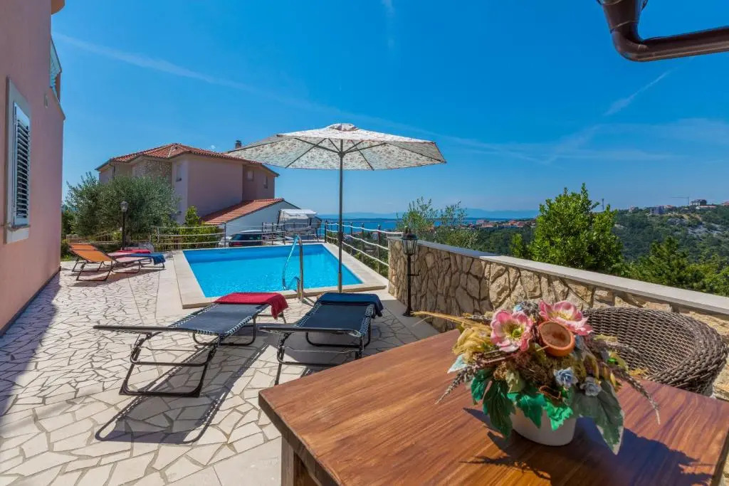 One-Bedroom Apartment in Crikvenica IV