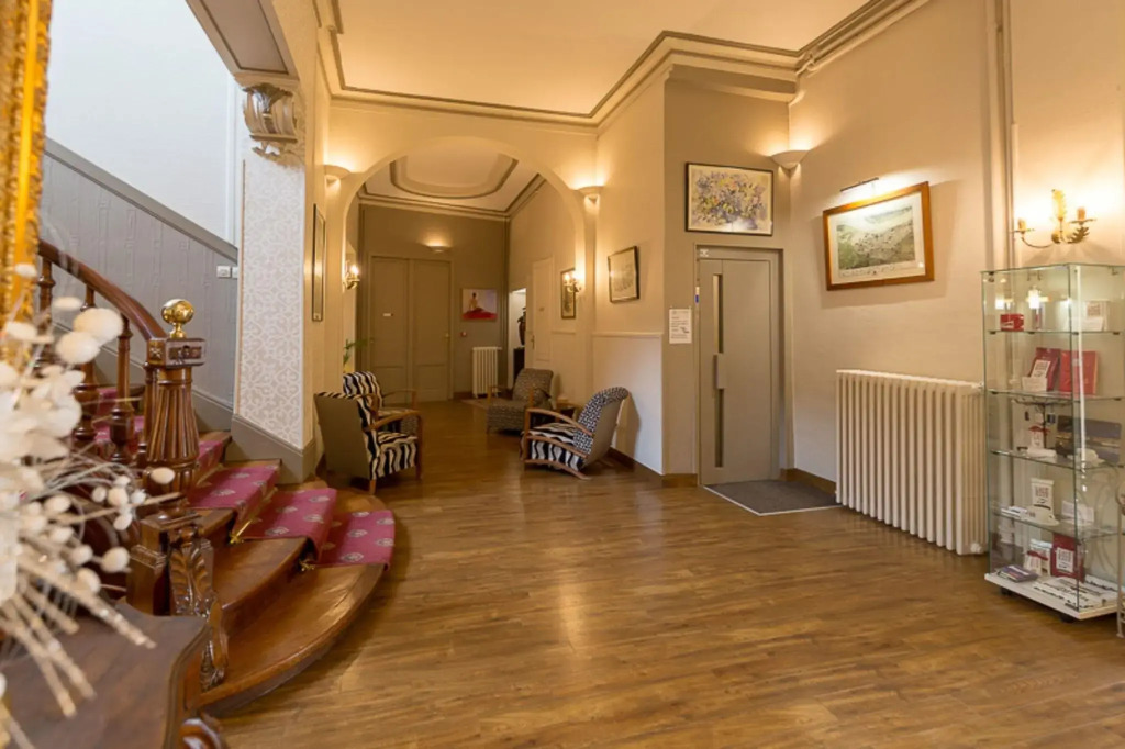 CitHotel Le Regina Bordeaux Gare Saint-Jean