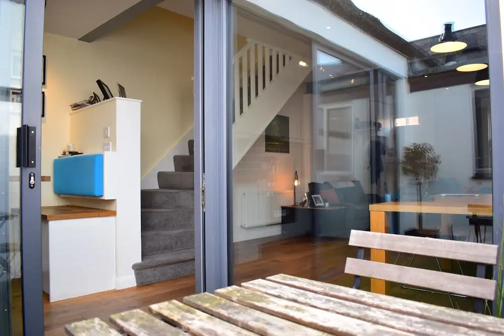 2 Bedroom House in Portobello
