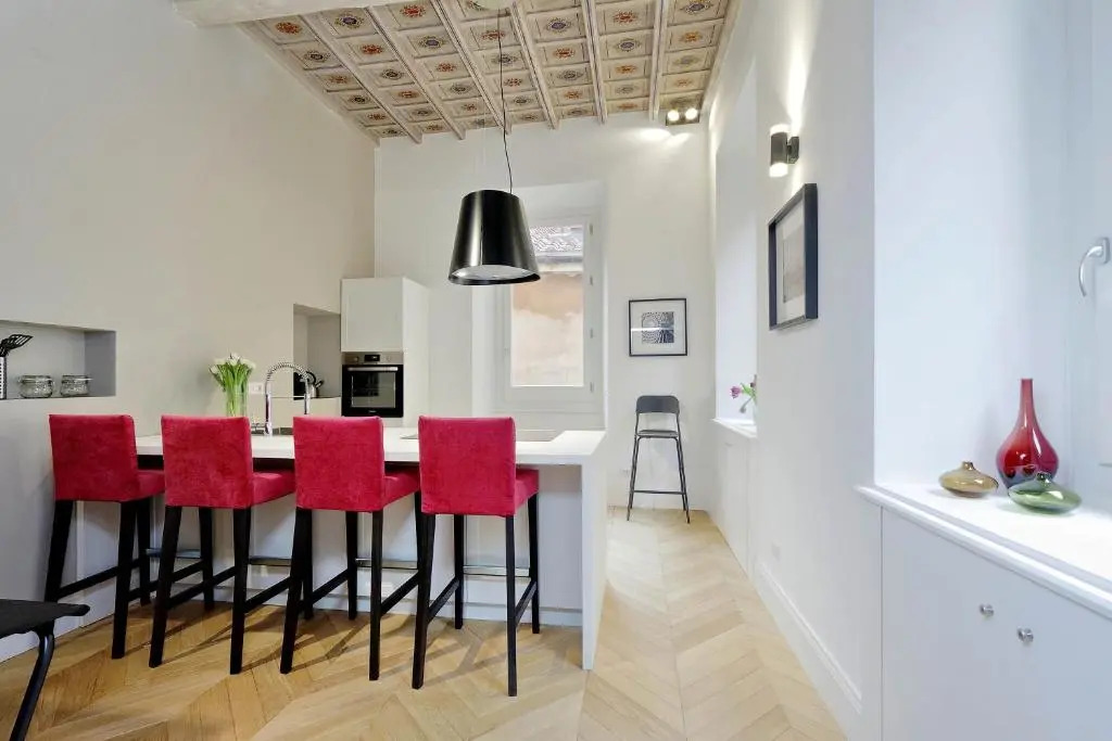 EVE Guest House at Trevi Fountain