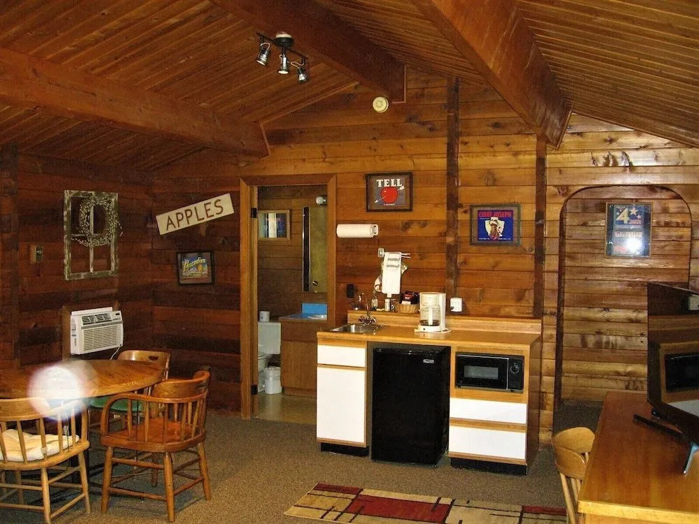Virginian Resort
