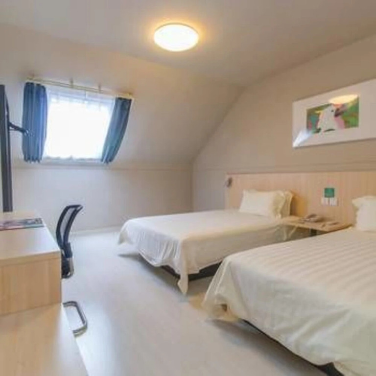Jinjiang Inn (Beijing Capital Airport, Shunyi Metro Station)	
