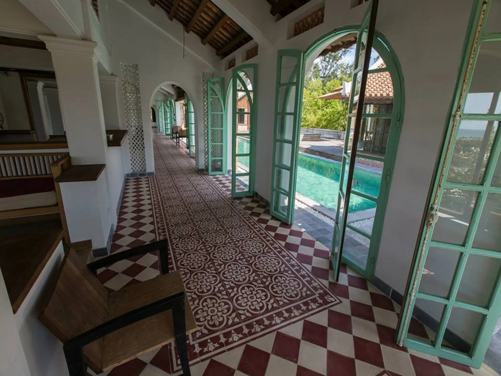 Villa Louise Hue Beach Boutique Hotel