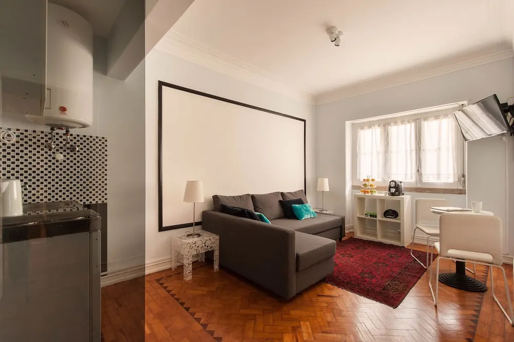 Lisbon City Break Suites