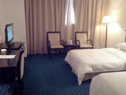 Xinyang Sunny Hotel