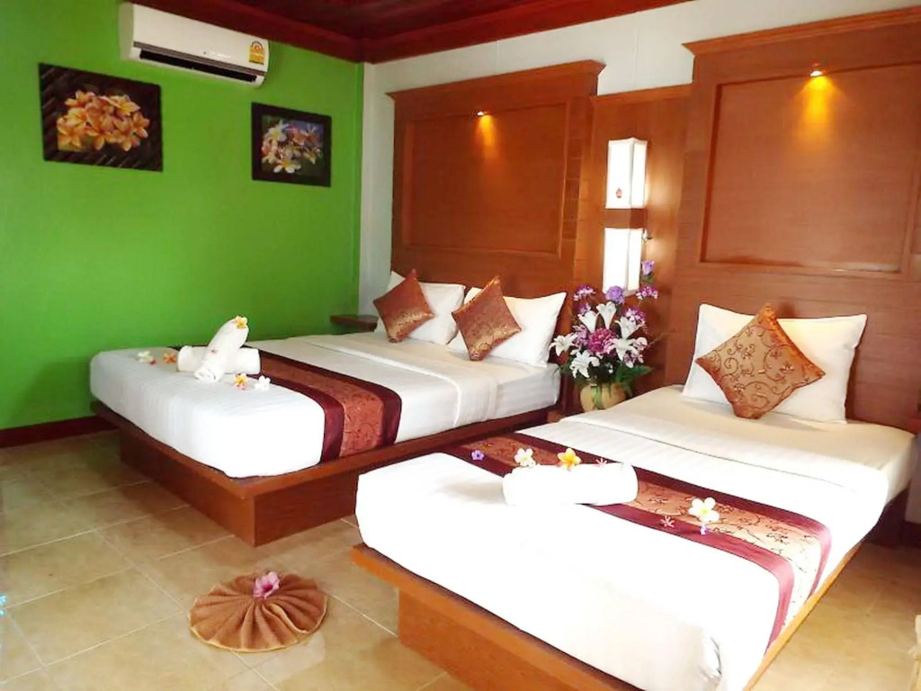 Lanta Riviera Beach Resort