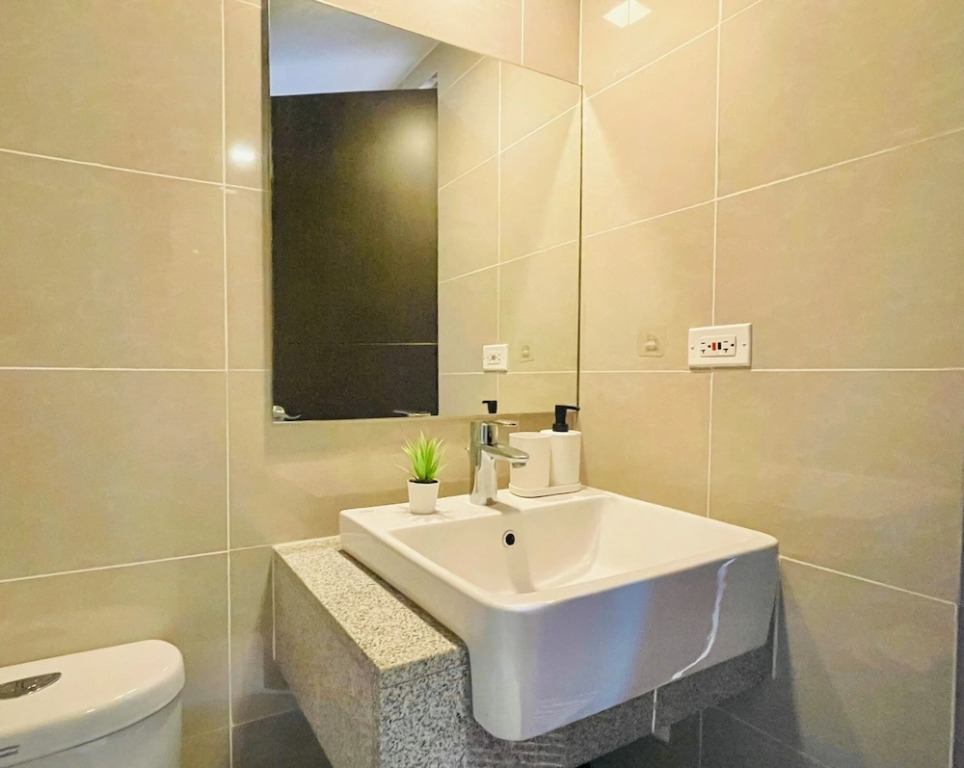 BGC Cosy Nest Uptown Parksuites Tower 1 Near Nice Restaurants and Malls
