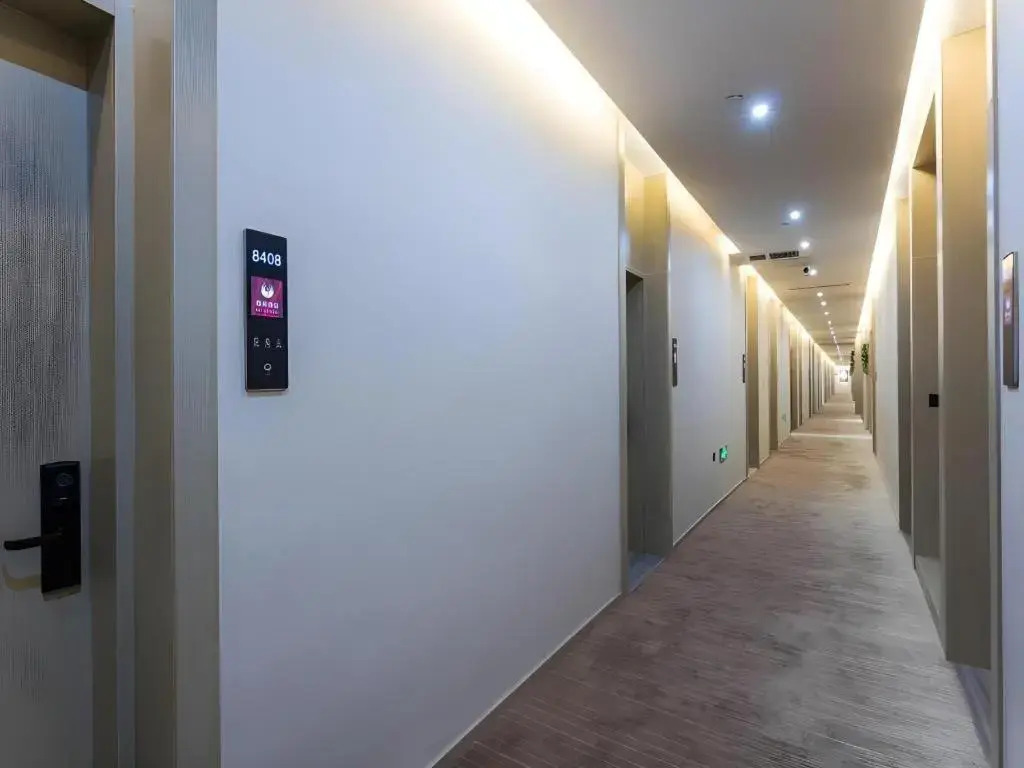 GYA Changzhou Wujin District Hutang New Era Furniture Plaza Hotel