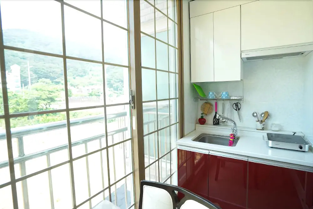 Geojedo Whirlpool Pension (pets friendly)