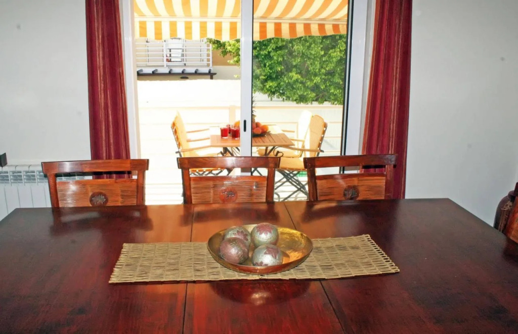 AHO Guest House