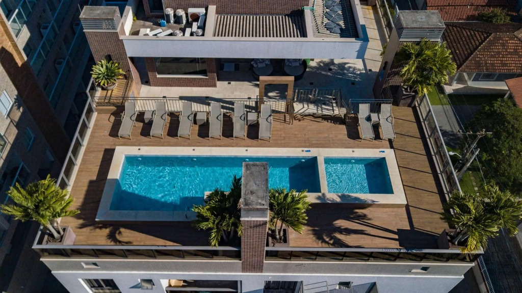 Porto Madero, Condo com Piscina e Academia -Apartamento 3 dorms 8 pessoas- Centro de Bombinhas