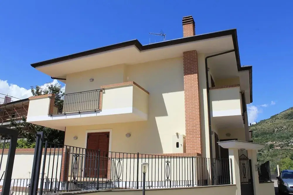 Villa Bianchi