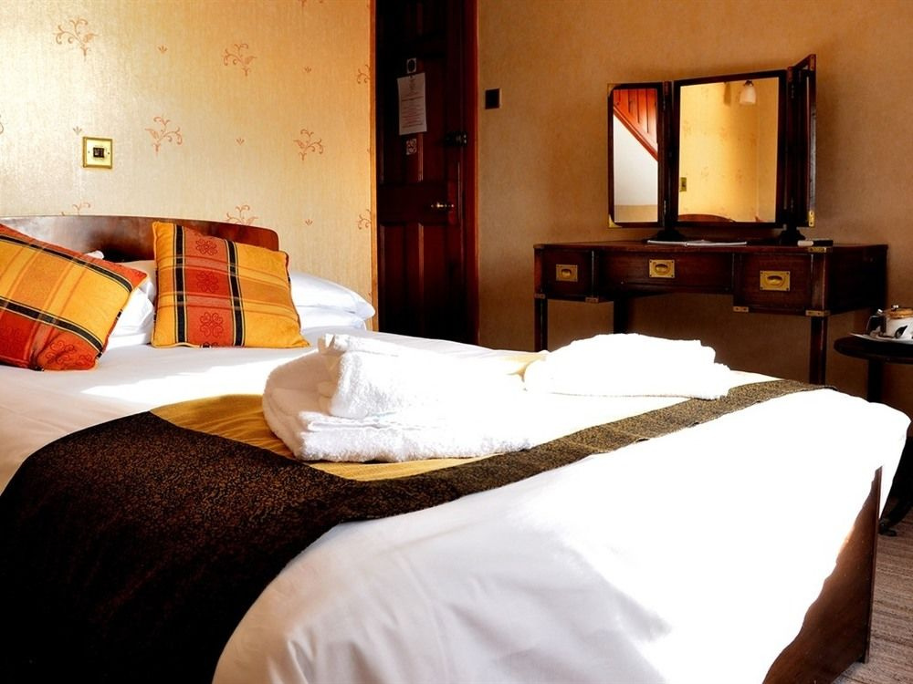 Crown hotel