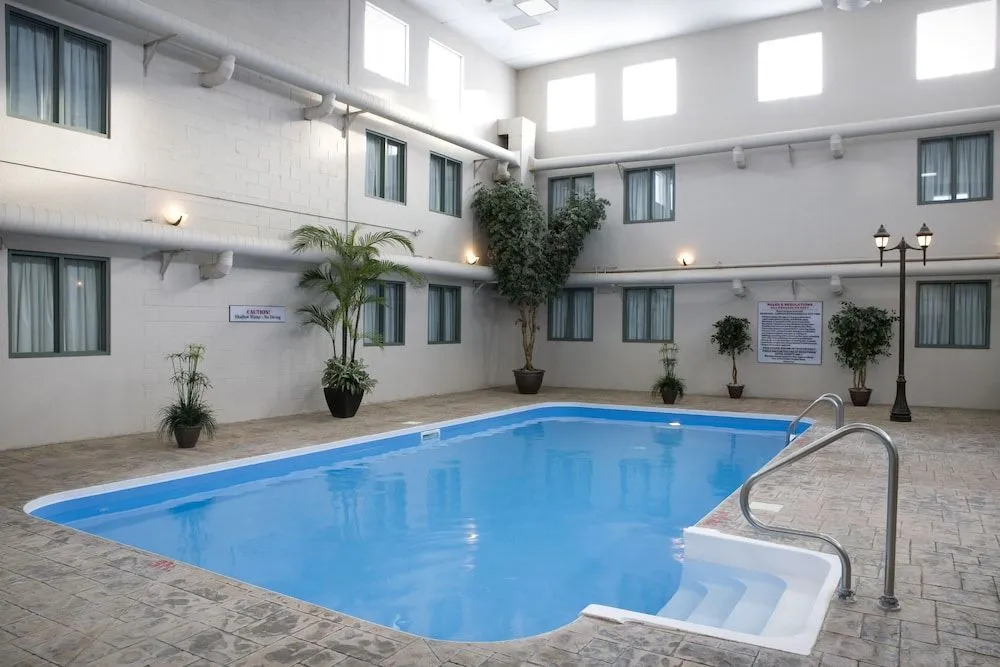 Heritage Inn Hotel & Convention Centre - High River
