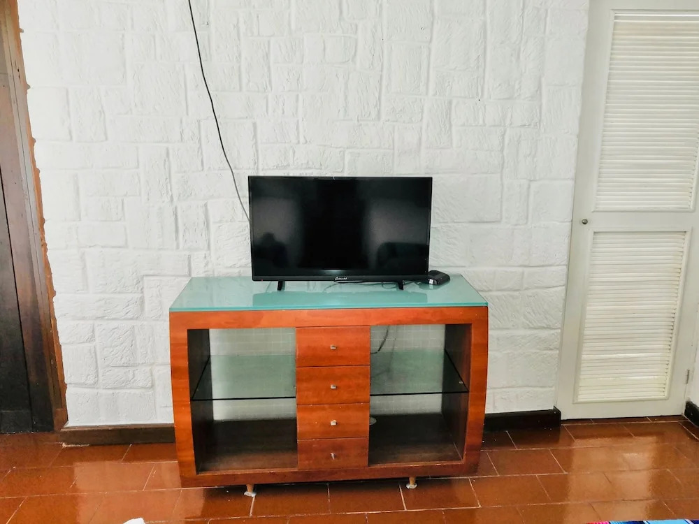Mango Rooms