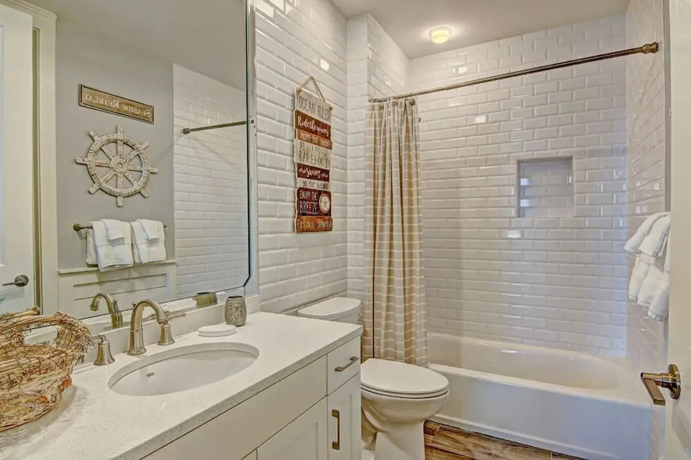 Cinnamon Shore- Connor's Cove TC 10203