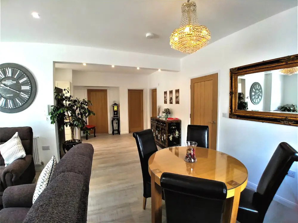Meadow View Apartments are 2 and 3 bedroomed with private parking