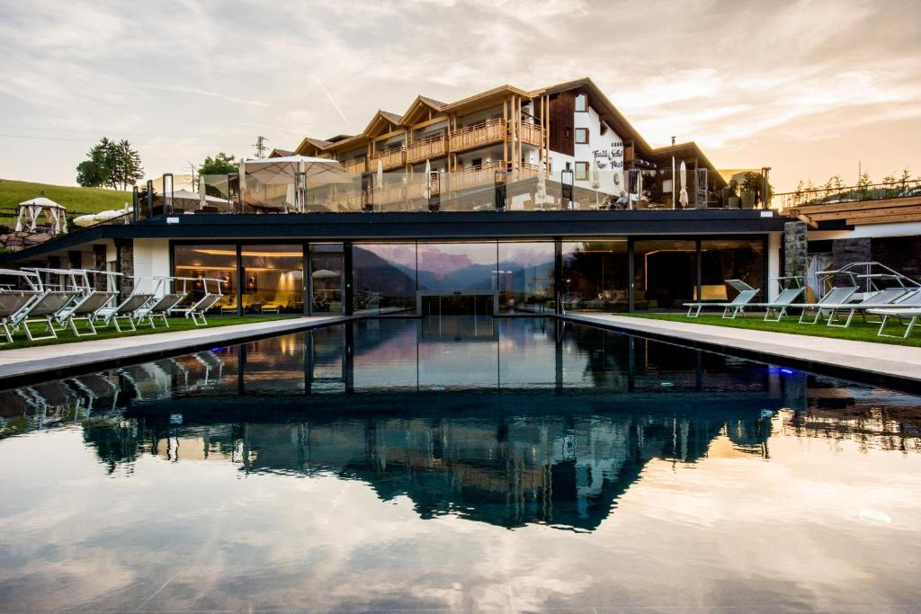 Hotel Pinei