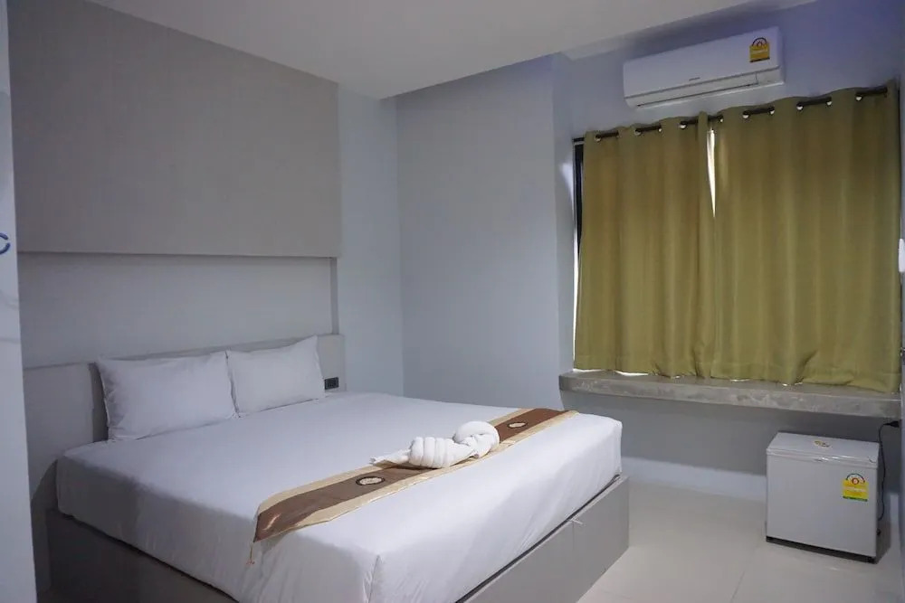 C2U Hotel Uthai Thani - Adults Only