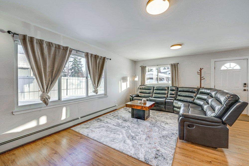 Walkable Adventure Base in Midtown Anchorage