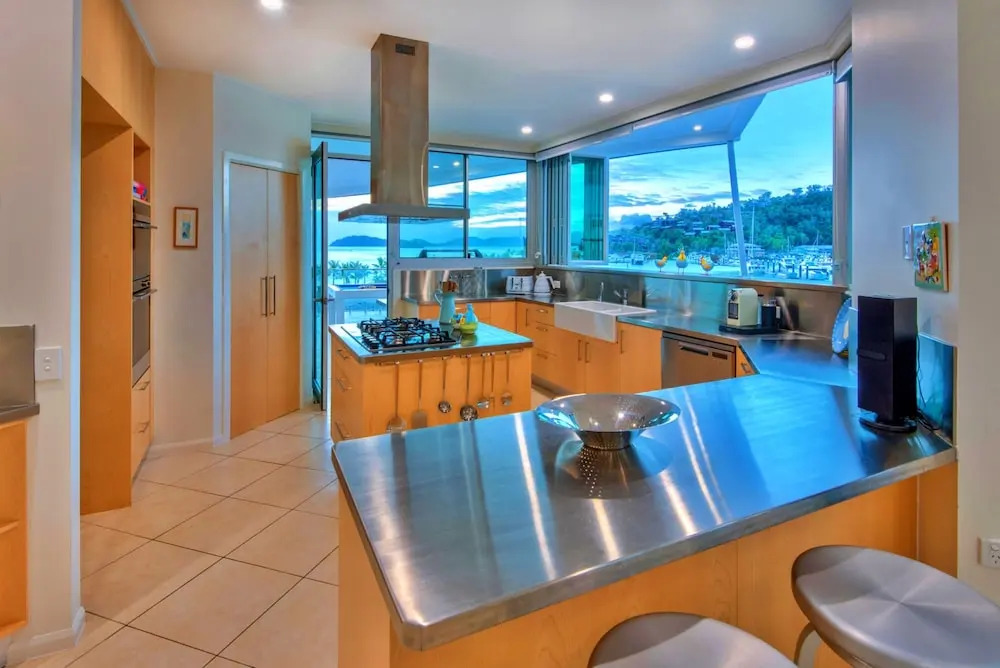 Pavillions Penthouse 25 Hamilton Island