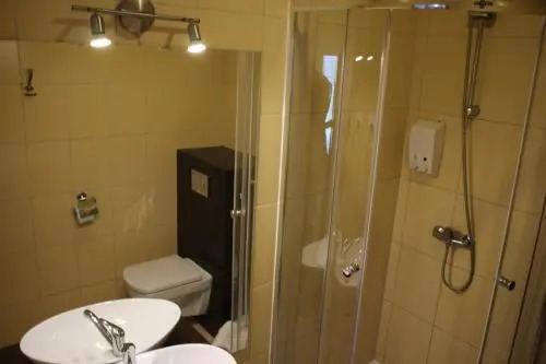 Hotel 1