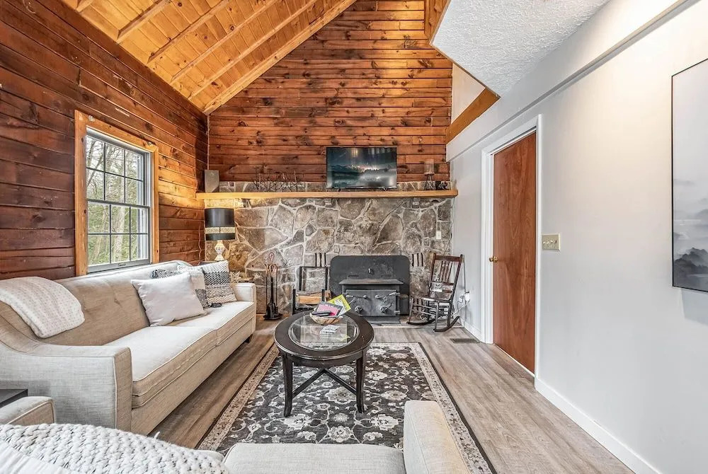 Big Dipper Lodge
