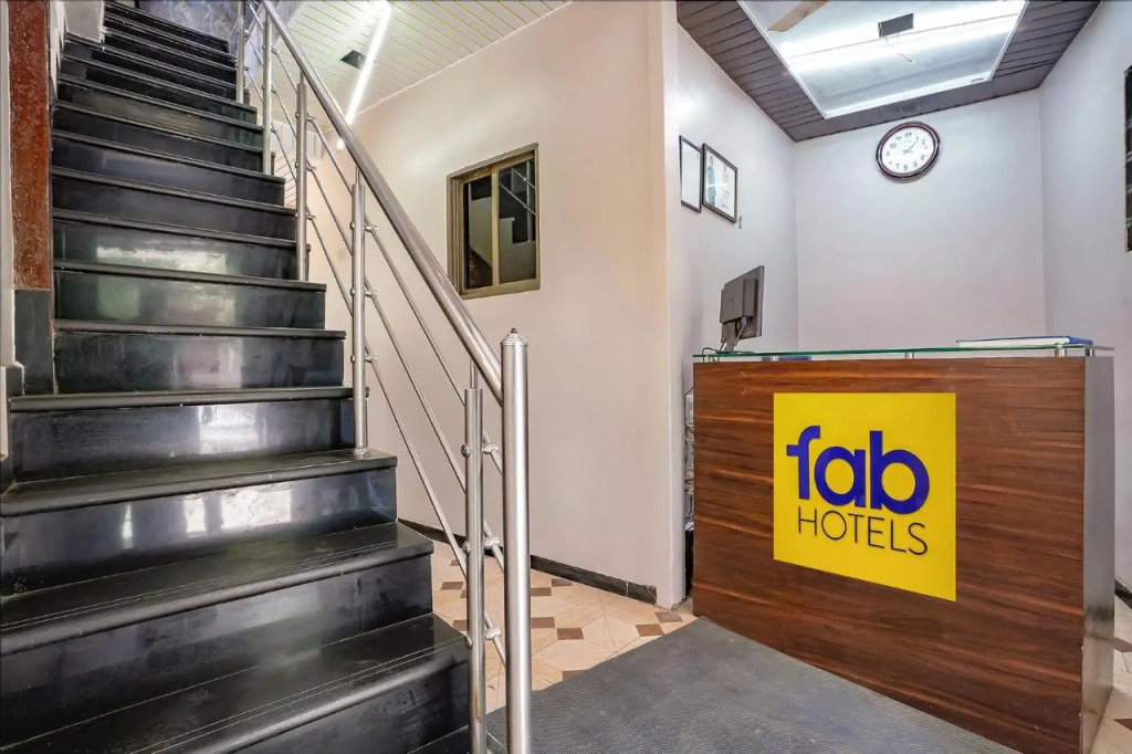 FabHotel Comfort Stay