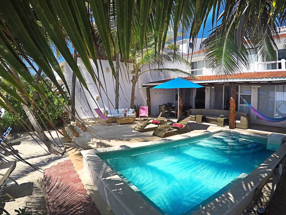 Casa Charalito en Akumal Santuario de la Tortuga Marina
