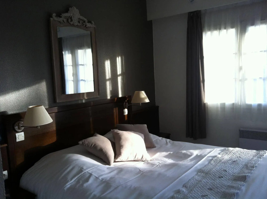 Logis Hôtel Les Nymphéas