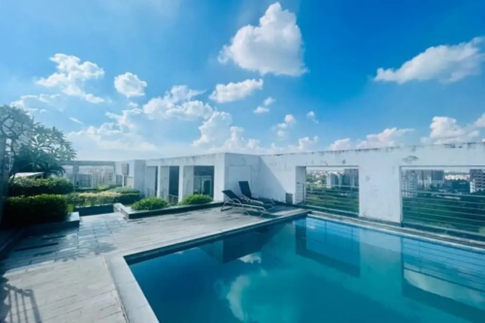 FabHotel Xen Suites