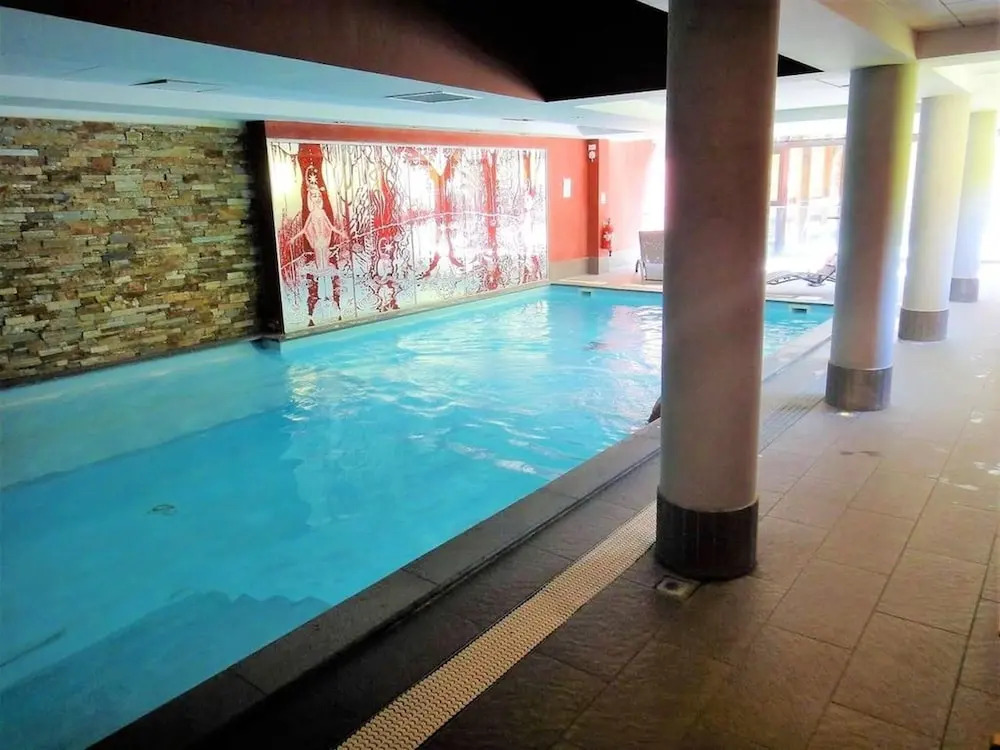 Apartment With one Bedroom in Risoul, With Wonderful Mountain View, Shared Pool, Furnished Balcony