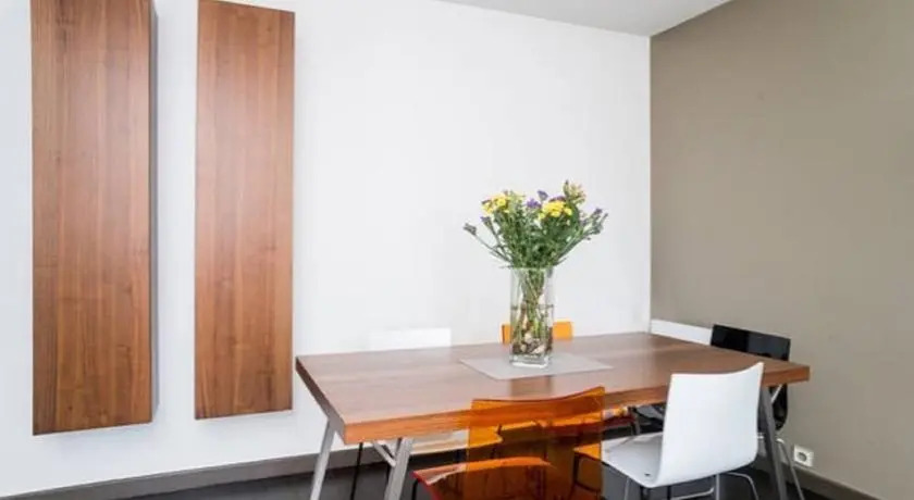 Smart & Fresh 2-Room Apartment