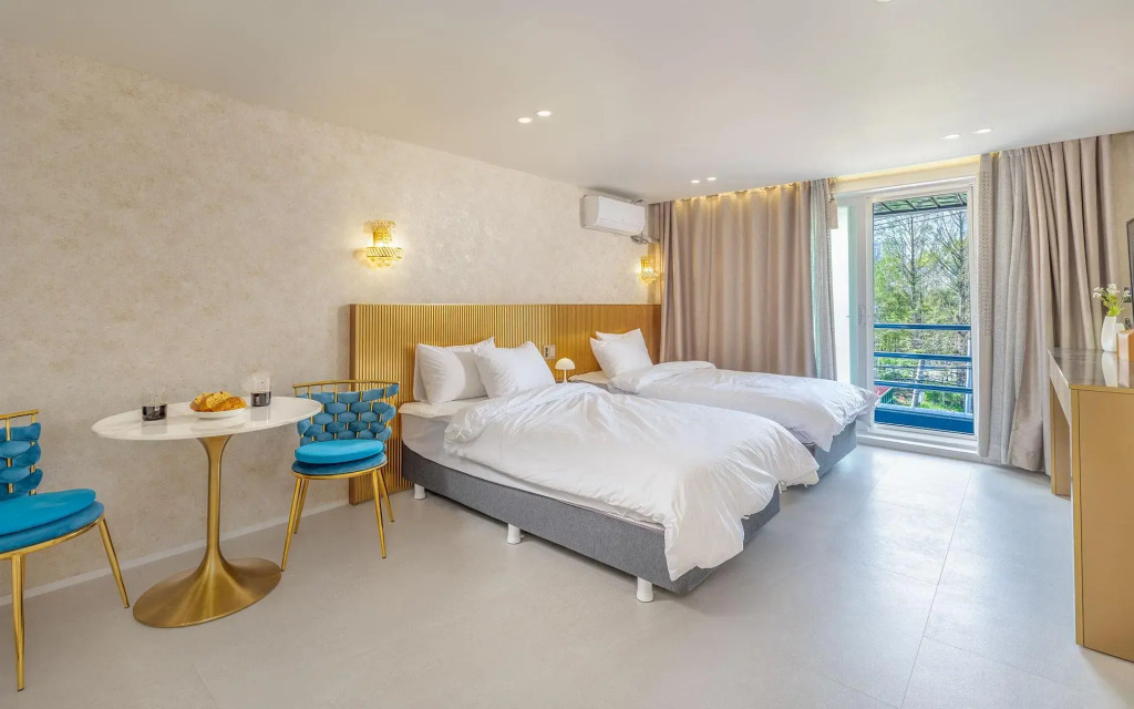 THE OCEAN Pension