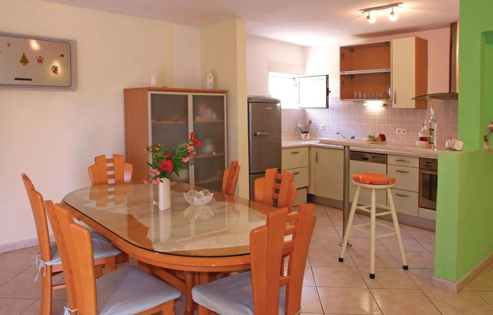 Stunning Home in Kastel Novi With Wifi and 3 Bedrooms