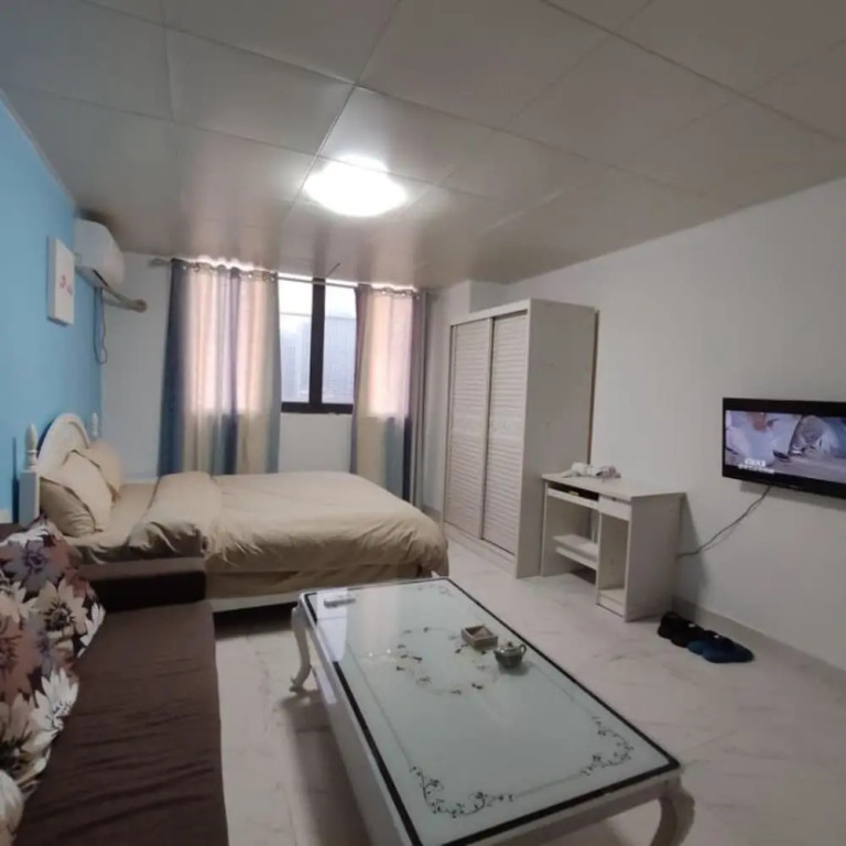 Big White's Home Xincheng Branch