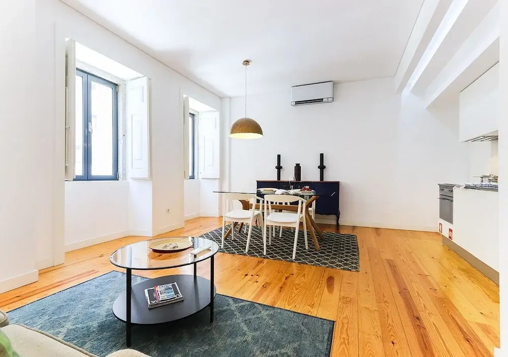 JOIVY Polished 1BR Apt, close by Avenida da Liberdade