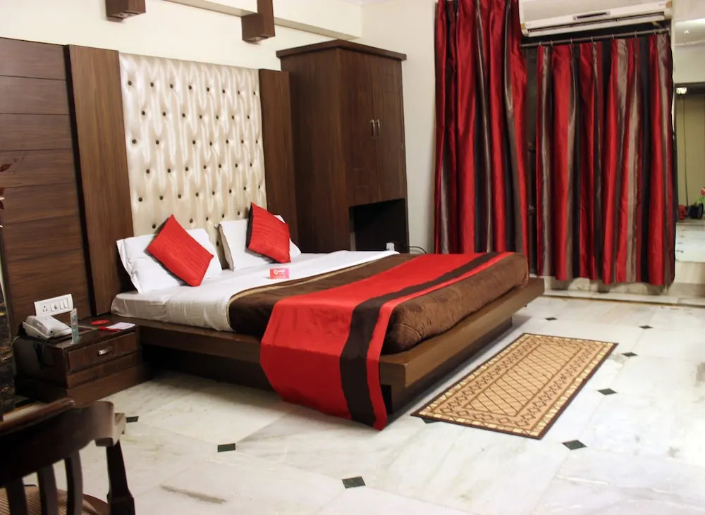 OYO 497 Hotel Welcome Palace