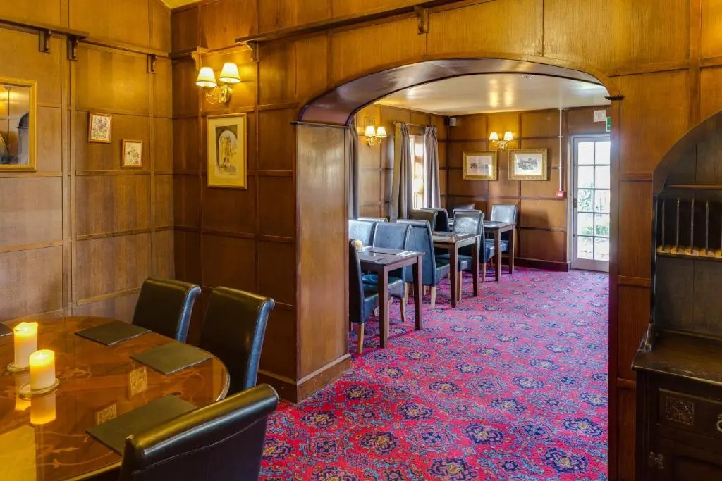 The Dawnay Arms
