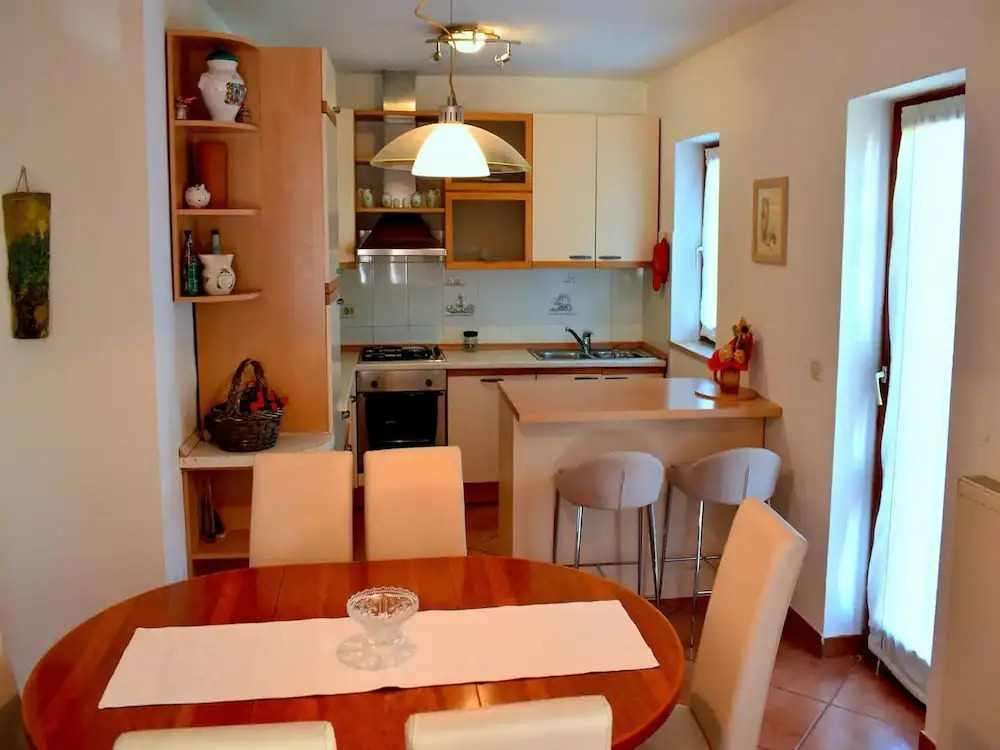 Apartment Take a Look