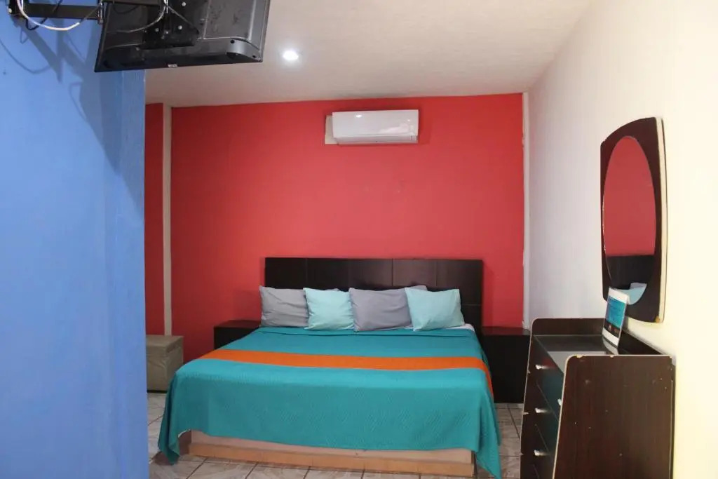 Hotel Guaranducha Inn